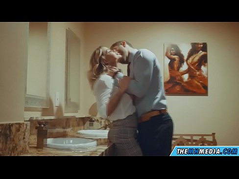 ❤️ Коли грудаста блондинка спокушає вас у громадському туалеті ️❌ Російське порно на порно uk.porn-milf300.ru ☑